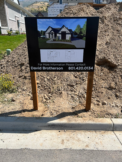 Exterior Signage Photo